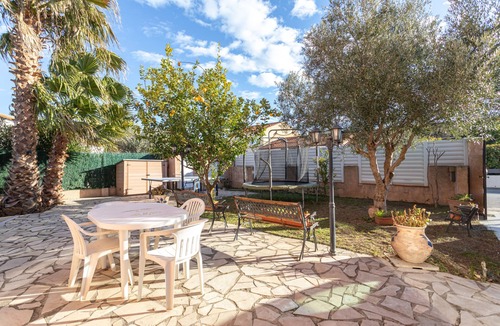 Saint-Hippolyte Villa | Villa with Large Pool, Mountain Views, Wi-Fi, and Air Conditioning
