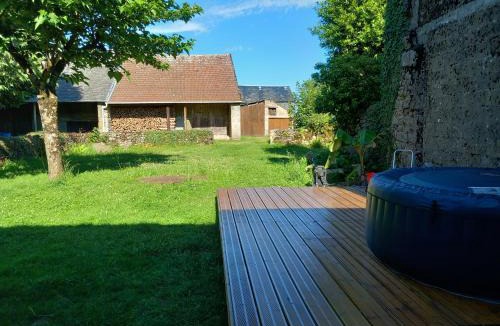 Saint-Goussaud House | Via Lactéa