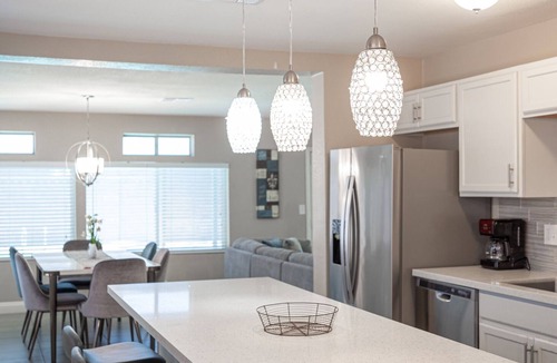 Las Vegas House | Via San Andros · 35% Fall Special - Hidden Gem by Rio/Palms!