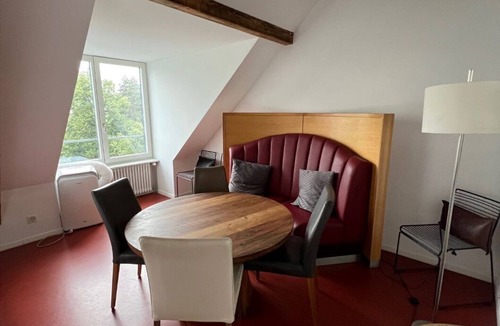 District 5 Apartment | Viadukt Apartments