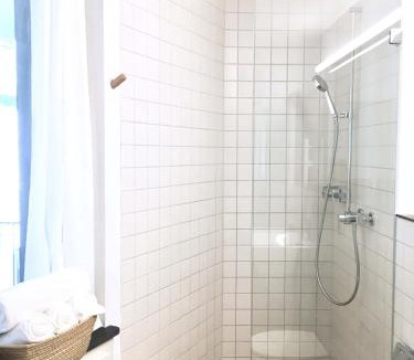 District 5 Apartment | Viadukt Apartments
