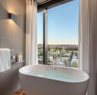 Adelaide Central Business District Hotel | Vibe Hotel Adelaide