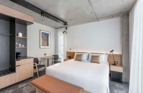 Adelaide Central Business District Hotel | Vibe Hotel Adelaide