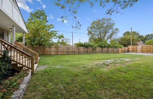 Heron Walk Apartment | Vibey Unit in Duplex