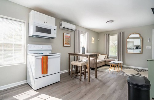 Columbia Apartment | Vibrant 1 bed APT near Downtown Cola!