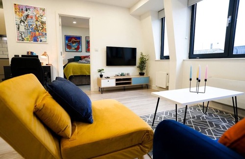 Bedford Apartment | Vibrant 2BR King Retreat - NEW!