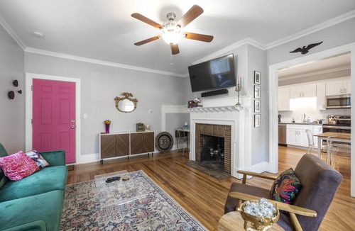 Portland Apartment | Vibrant and stylish pet-friendly 2 BR apt w/king bed, downtown w/parking!