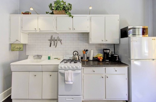 Midtown Apartment | Vibrant Chic Midtown | Near Overton & Cooper-Young