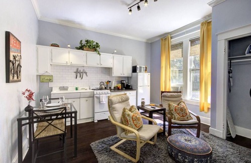 Midtown Apartment | Vibrant Chic Midtown | Near Overton & Cooper-Young