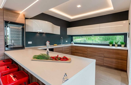 Farini Villa | Vibrant modern 5-BR Villa for 10+2, with pool and a sea view