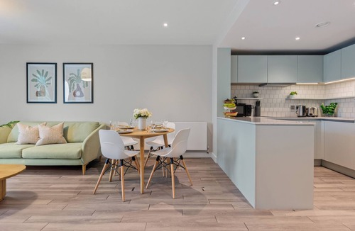 Wembley Park Apartment | Vibrant One Bed Apartment in Wembly by MySquare