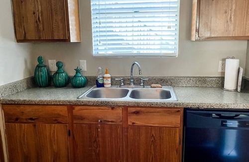 Northwest Corpus Christi Apartment | Vibrant Relaxing Retreat Fully Stocked Apartment