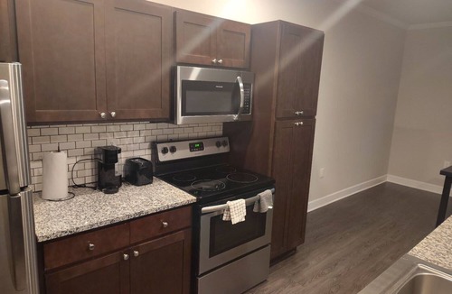 Central Condo | Vibrant Retreat | 8 min to Museum & Eats