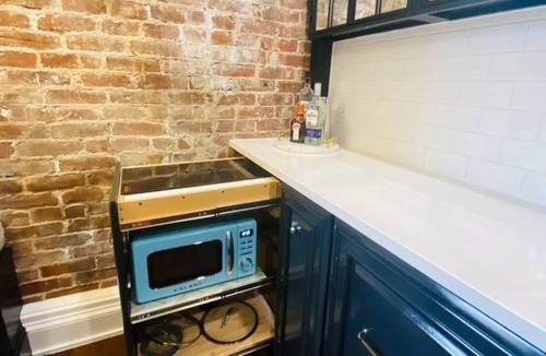 Hoboken Apartment | Vibrant Studio Apartment in Hoboken