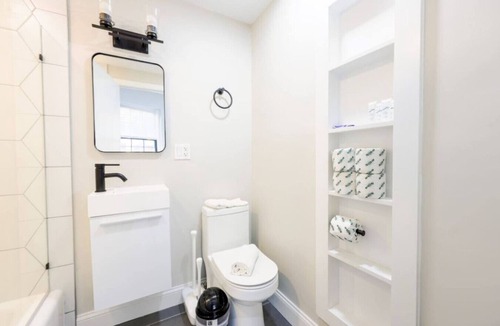 Prudential - St. Botolph Apartment | Vibrant Studio | Prudential Area