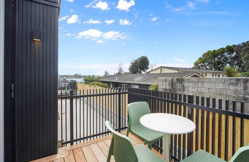Tauranga Apartment | Vibrant Tauranga 2 Bed 2 Bath