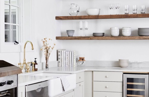 Valatie House | Vic at Spring Hill Estate