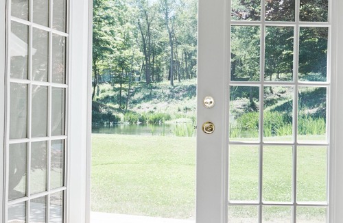 Valatie House | Vic at Spring Hill Estate