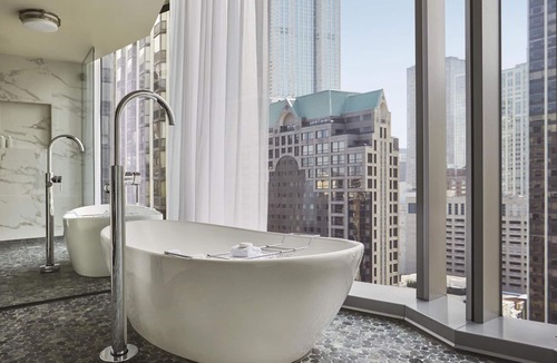 Rush and Division Hotel | Viceroy Chicago
