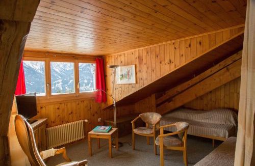 Engadin Scoul Apartment | Vichava 8, Süd