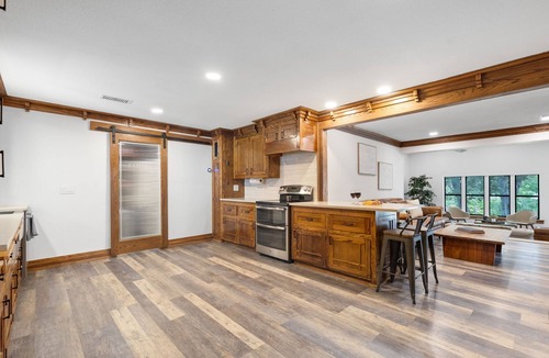 Pedernales Bend House | Vicinity Lake House | Water Views | Pet Friendly