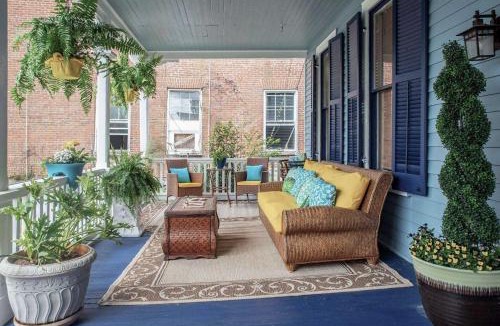 Vicksburg House | Vicksburg Home w/3 Porches, Walk to Downtown