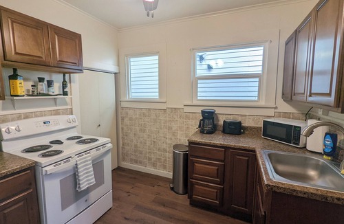 Great Falls House | Vicky's Place - 3 bed, 1-bath, Pet Friendly w/Yard & Parking