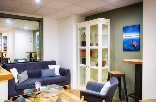 Lorient Hotel | Victor Hugo