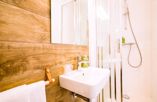 Lorient Hotel | Victor Hugo