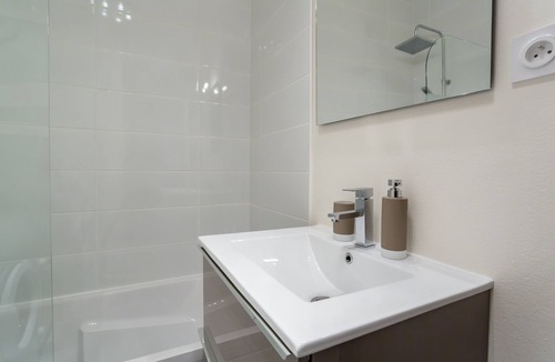 Voltaire - Saint Amour Apartment | Victor, ultra Lyon