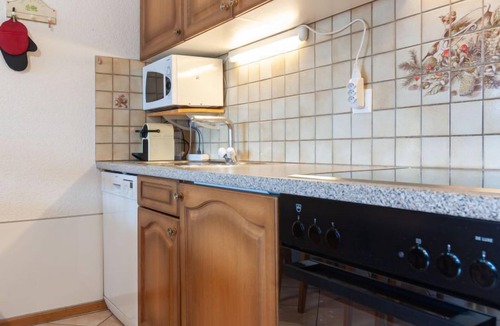 Saint-Pierre-de-Clages Apartment | Victoria 1 C1 by Interhome