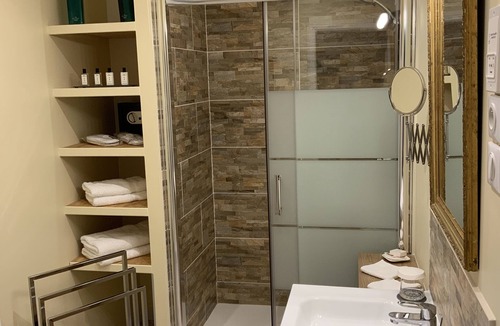 Tracy-sur-Mer House | Victoria Arromanches B&B