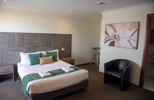 Strathalbyn Hotel | Victoria Hotel - Strathalbyn