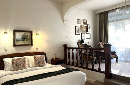 Croydon North Hotel | Victoria House Motor Inn