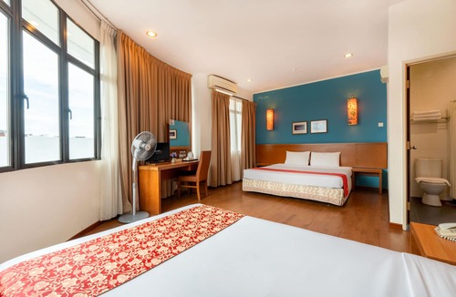 Historic George Town Hostel | Victoria Inn