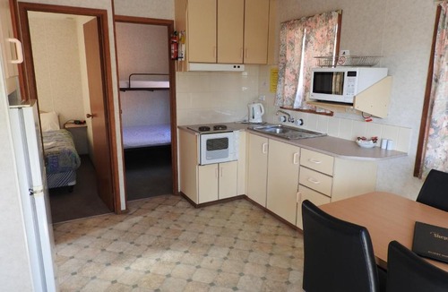 Shepparton South Resort | Victoria Lake Holiday Park