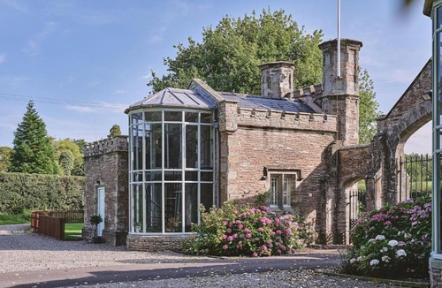 Leominster House | Victoria Lodge