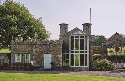 Leominster House | Victoria Lodge