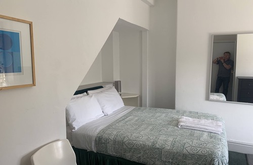 Stockton Heath Bed & Breakfast | Victoria Lodge