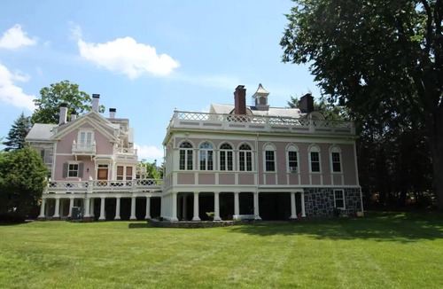 Andover Villa | Victorian Elegance in Andovern