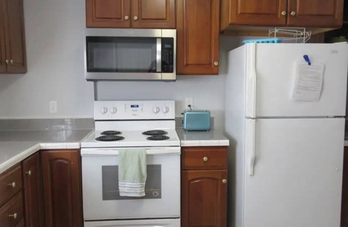 Crisfield House | Victorian Get Away