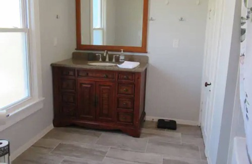 Crisfield House | Victorian Get Away