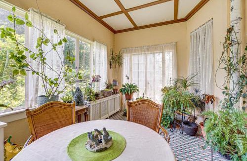 Salamanca House | Victorian Home 2 Mi to Seneca Allegany Casino!