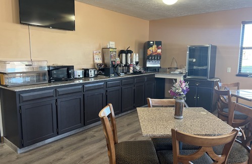 Central City Hotel | Victorian Inn