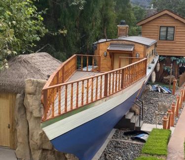 Los Alamos Bed & Breakfast | Victorian Mansion Bed and Breakfast Inn