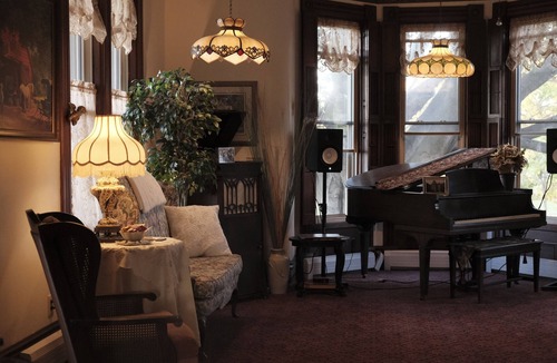 Canandaigua House | Victorian Mansion! Minutes from Canandaigua Lake!