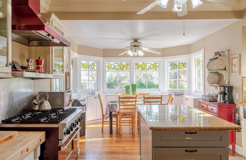Paso Robles House | Victorian Ranch, Two Houses, Sleeps 30! 11 Bedrooms, 7 Baths, Tennis/Pickle Ball