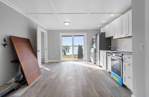 Town of Oswegatchie Apartment | Victorian Riverfront 1BR Cozy Retreat with River Views & Dock Access