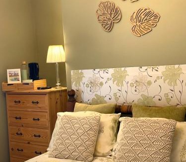 Ramsgate House | Victorian Rooms by Beach