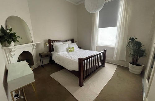 Brunswick West House | Victorian terrace with lush garden